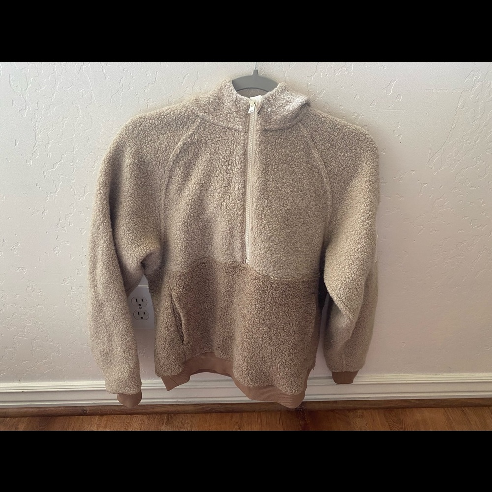 Outdoor voices mega fleece!